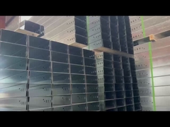 ประเภทสะพานสายเคเบิลทราฟฟ์เหล็กกระปุกตามความต้องการ สําหรับการจัดการสายเคเบิลเงินขนาดกลาง